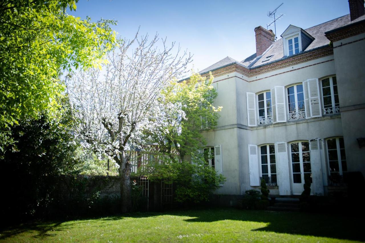 Chez Agnes Bed and Breakfast Pont-Évêque Buitenkant foto